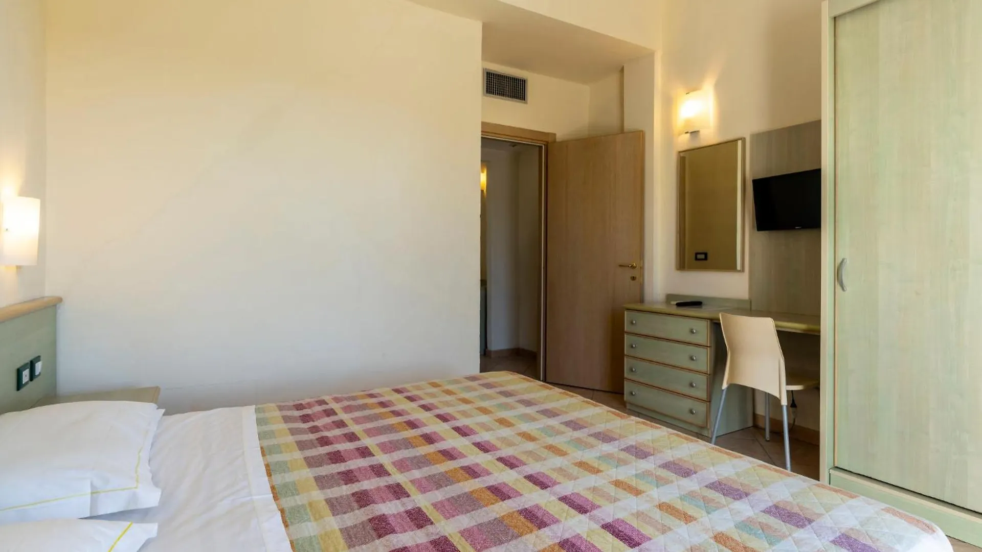 Apartment Borgoverde-6 By Interhome Imperia